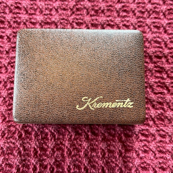 Vintage Krementz 14K Gold Overlay Brooch, Number 9623Y, Excellent Condition - Picture 5 of 11